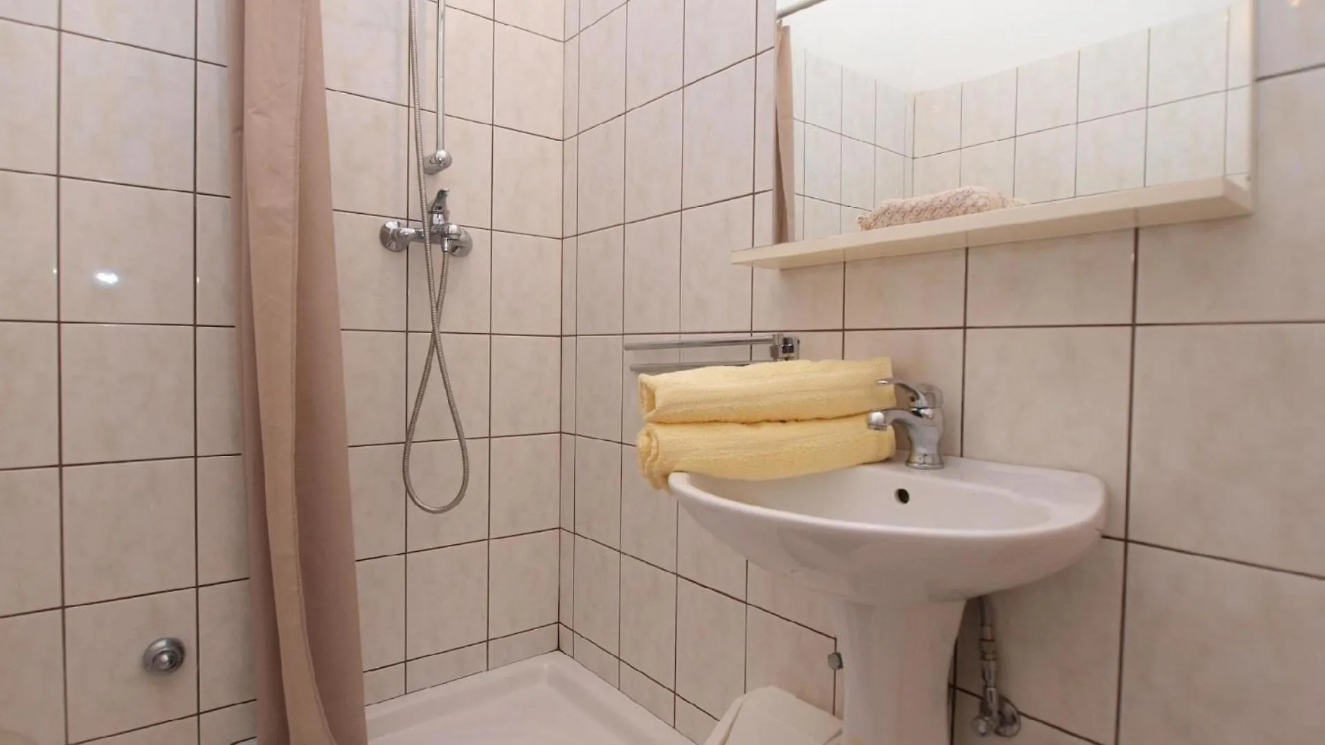 Ferienwohnung Fuer 2 Personen Ca 30 Qm In Pula, Istrien Istrische Riviera Apartment