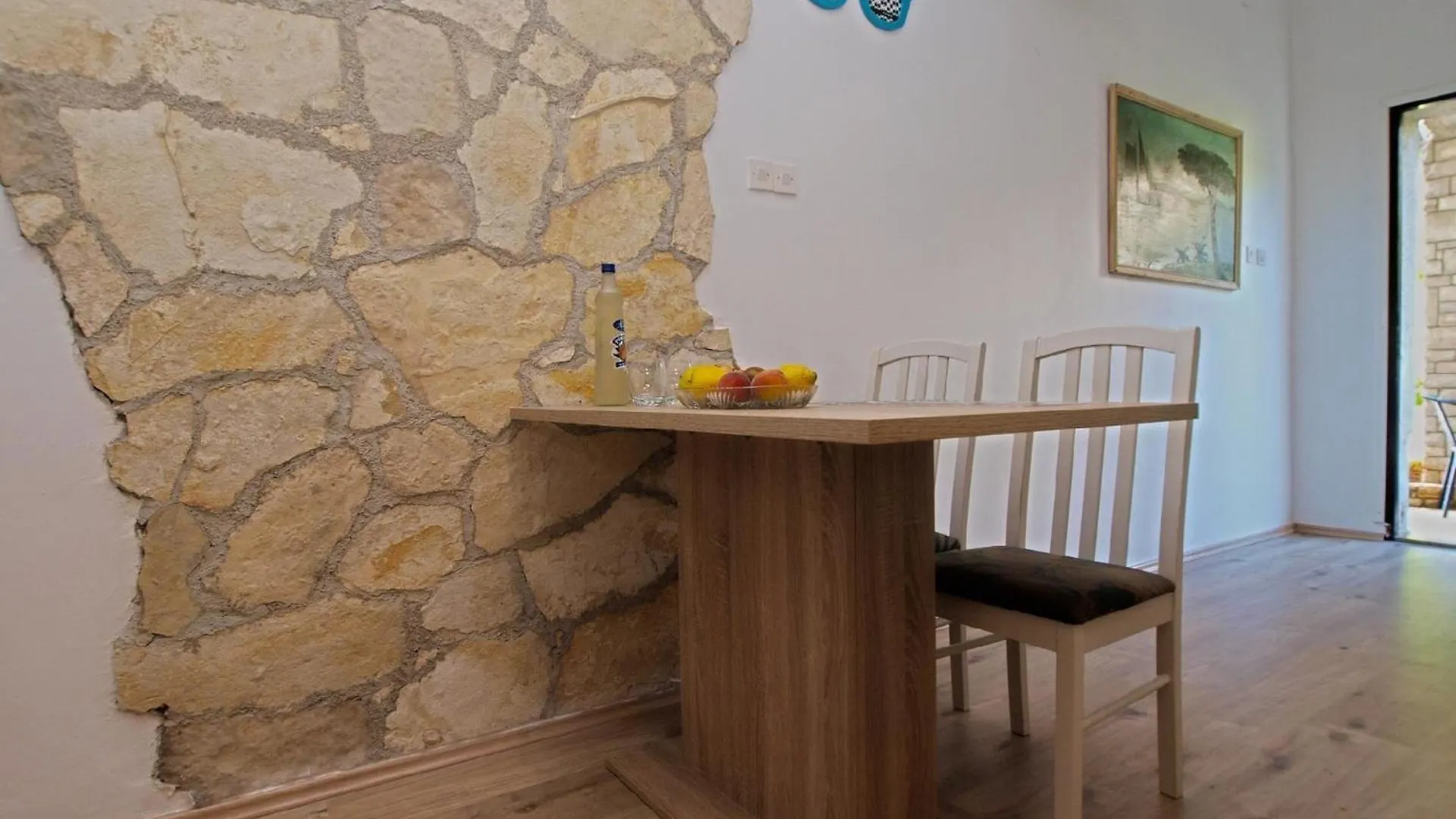 Apartment Ferienwohnung Fuer 2 Personen Ca 30 Qm In Pula, Istrien Istrische Riviera